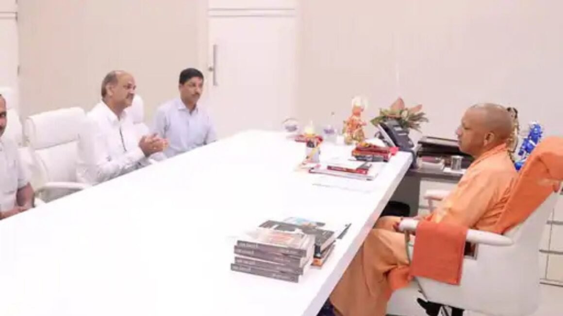 योगी सरकार ने गोंडा के अधिवक्ताओं पर दर्ज मुकदमे वापस लिए, राज्यपाल की अनुमति से बड़ा फैसला