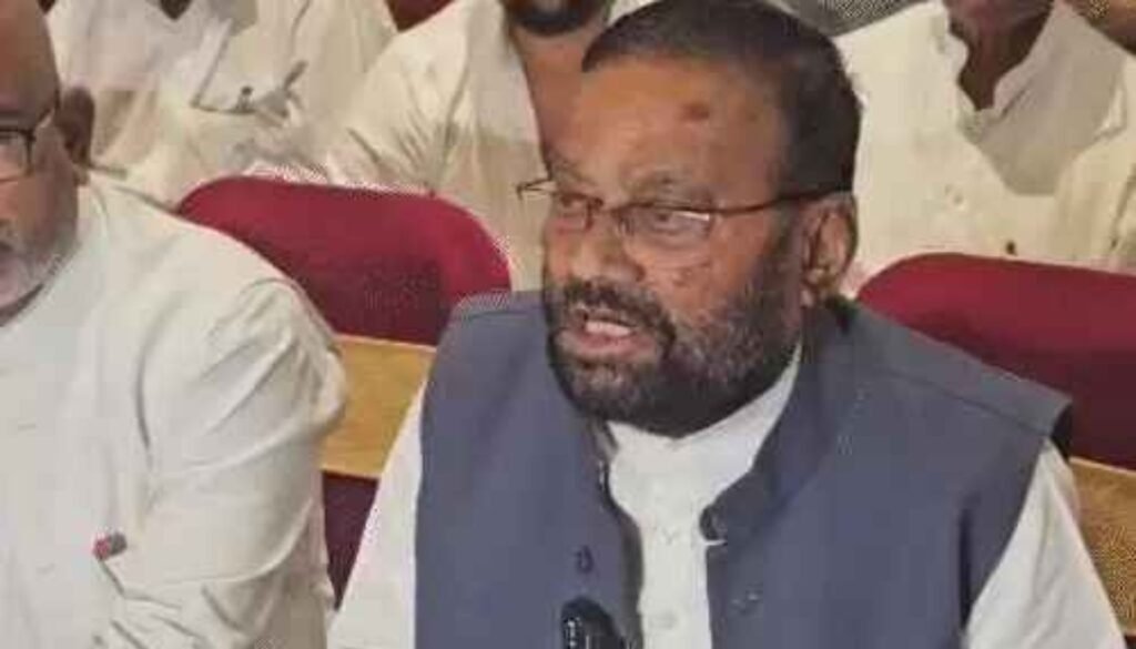 स्वामी प्रसाद मौर्य का कांवड़ यात्रा पर बयान: “शिव भक्त नहीं, सत्ता संरक्षित गुंडे माहौल बिगाड़ रहे हैं”