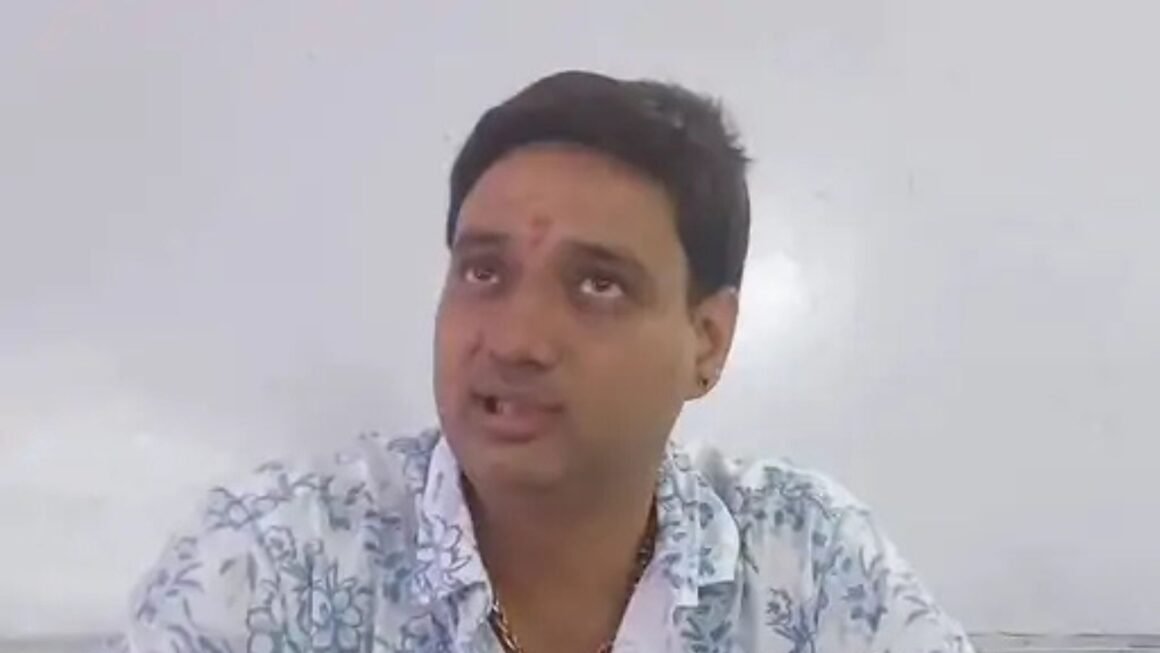 कजरी तीज पर 11 कन्याओं को गोद लेंगे अनिल सिंह: पढ़ाई और शादी का खर्च उठाएगा युवा सोच संगठन