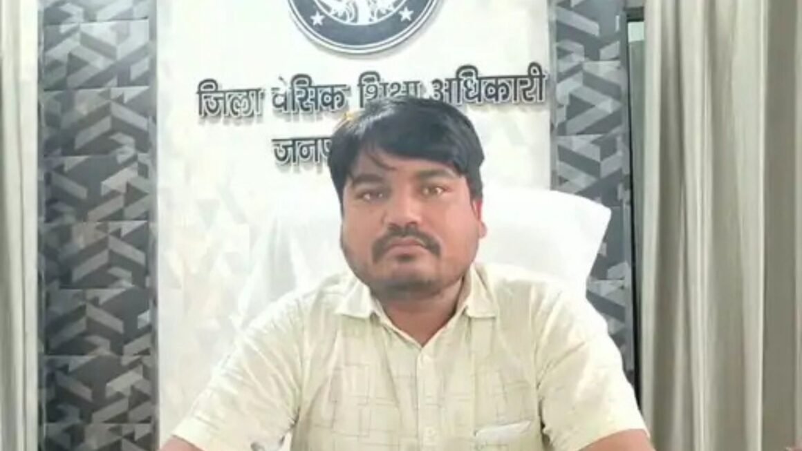 अनामिका शुक्ला केस: बीएसए और लिपिक ने FIR रद्द करने के लिए हाईकोर्ट में दायर की याचिका, सुनवाई 1 सितंबर को