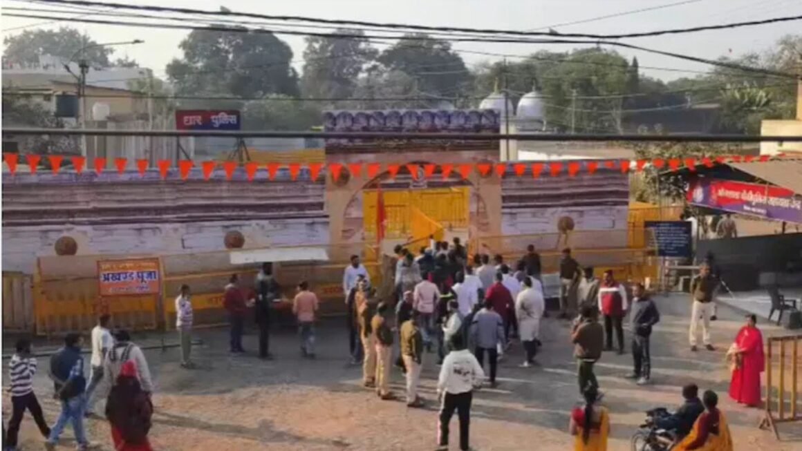 पूजा या नमाज? भोजशाला पर टकराव तेज, बसंत पंचमी से पहले सत्याग्रह, अब सुप्रीम कोर्ट करेगा फैसला