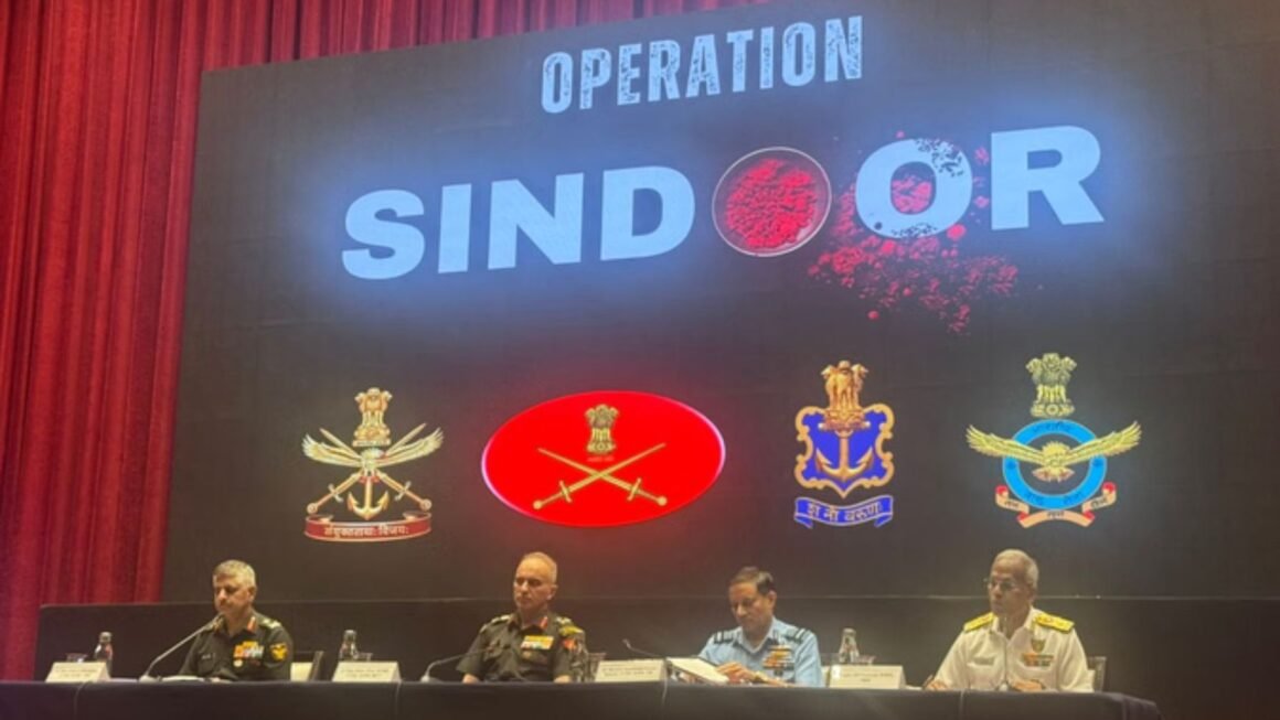 Op Sindoor पर सेना की दो टूक: ‘LoC पार कोई ठिकाना सुरक्षित नहीं’, पाकिस्तान-चीन गठजोड़ पर भी बड़ा खुलासा